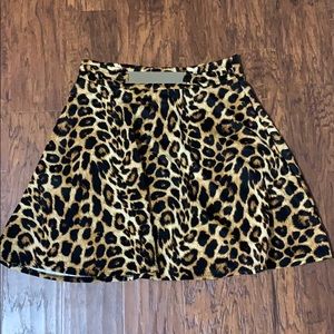 Top Fashion New York. Size xl. Cheetah